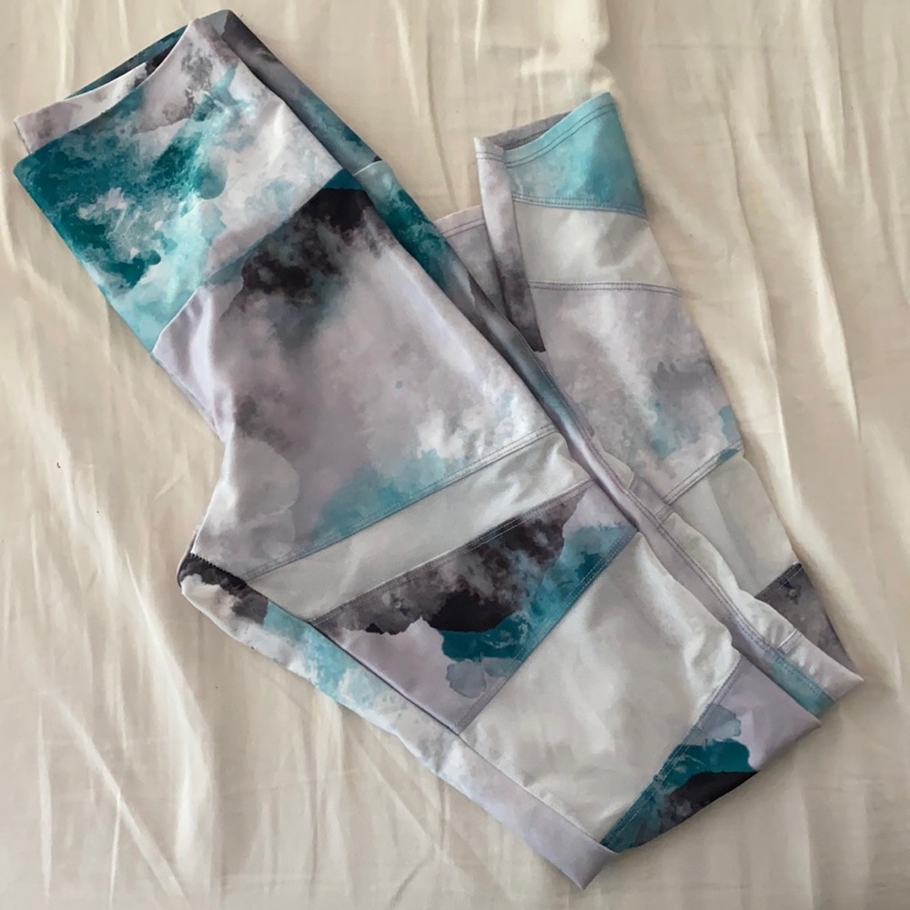 legging w/mesh,high rise.No tears/stains Like new
